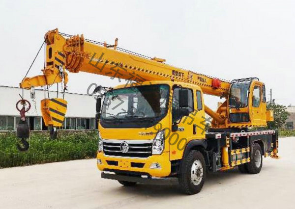 冬季冷小型吊車也是需要維護(hù)保養(yǎng)的